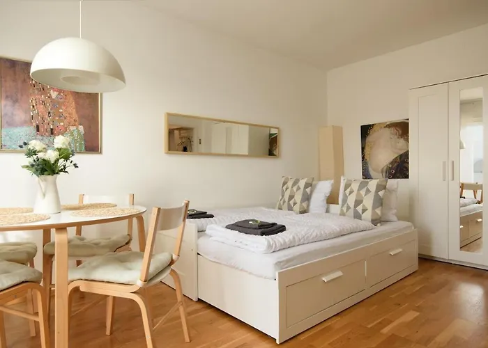 Family-friendly In In Mariahilfer Apartamento *