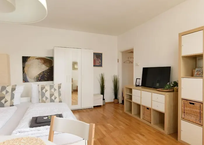 Family-friendly In In Mariahilfer Apartamento *
